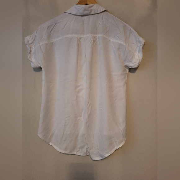 Sim & Sam ladies short sleeve blouse. Size small. - Picture 2 of 5